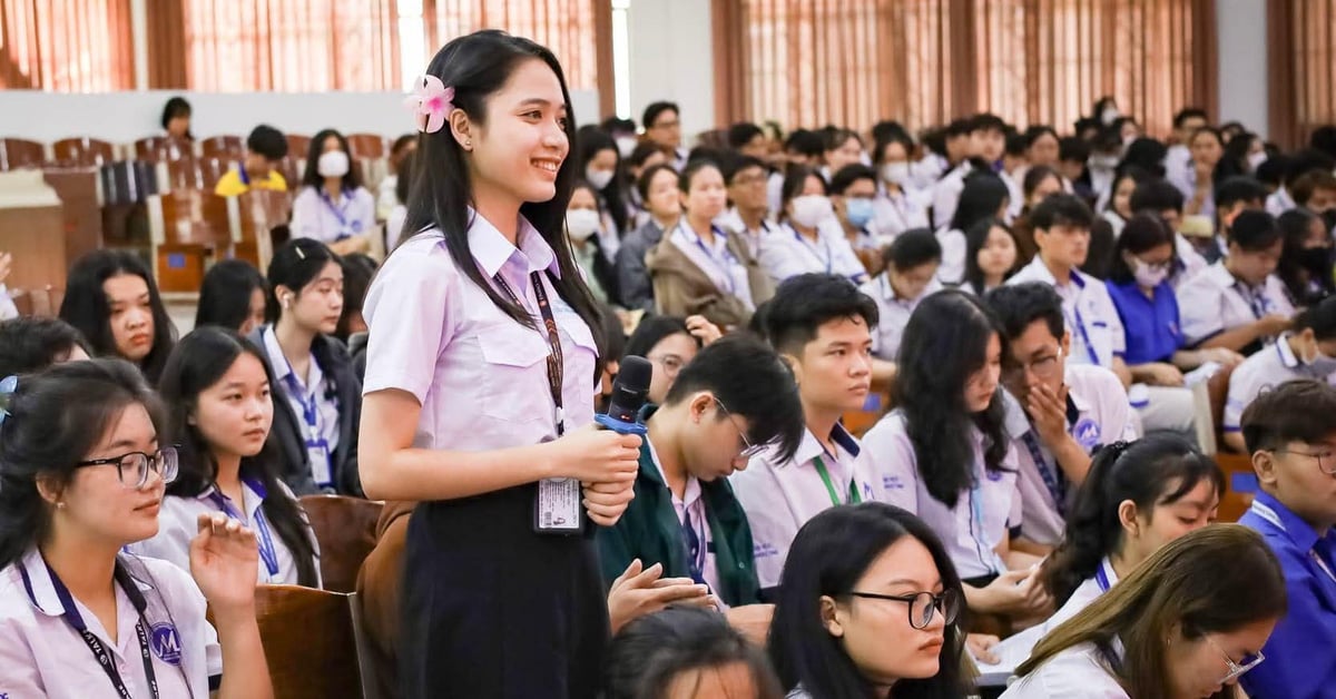 Les universités se lancent dans une course pour atteindre les normes du doctorat