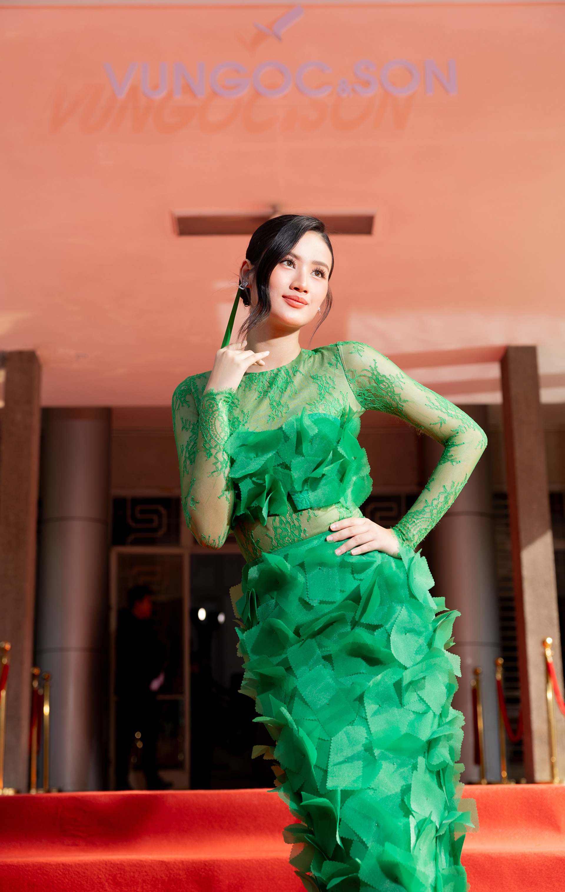 Hoa hậu Giáng My đọ sắc cùng diva Thanh Lam, gợi cảm tuổi trung niên - 7