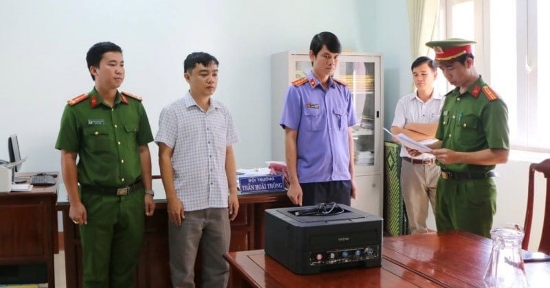 Quatre autres fonctionnaires du district de Binh Phuoc ont été poursuivis pour violations foncières.