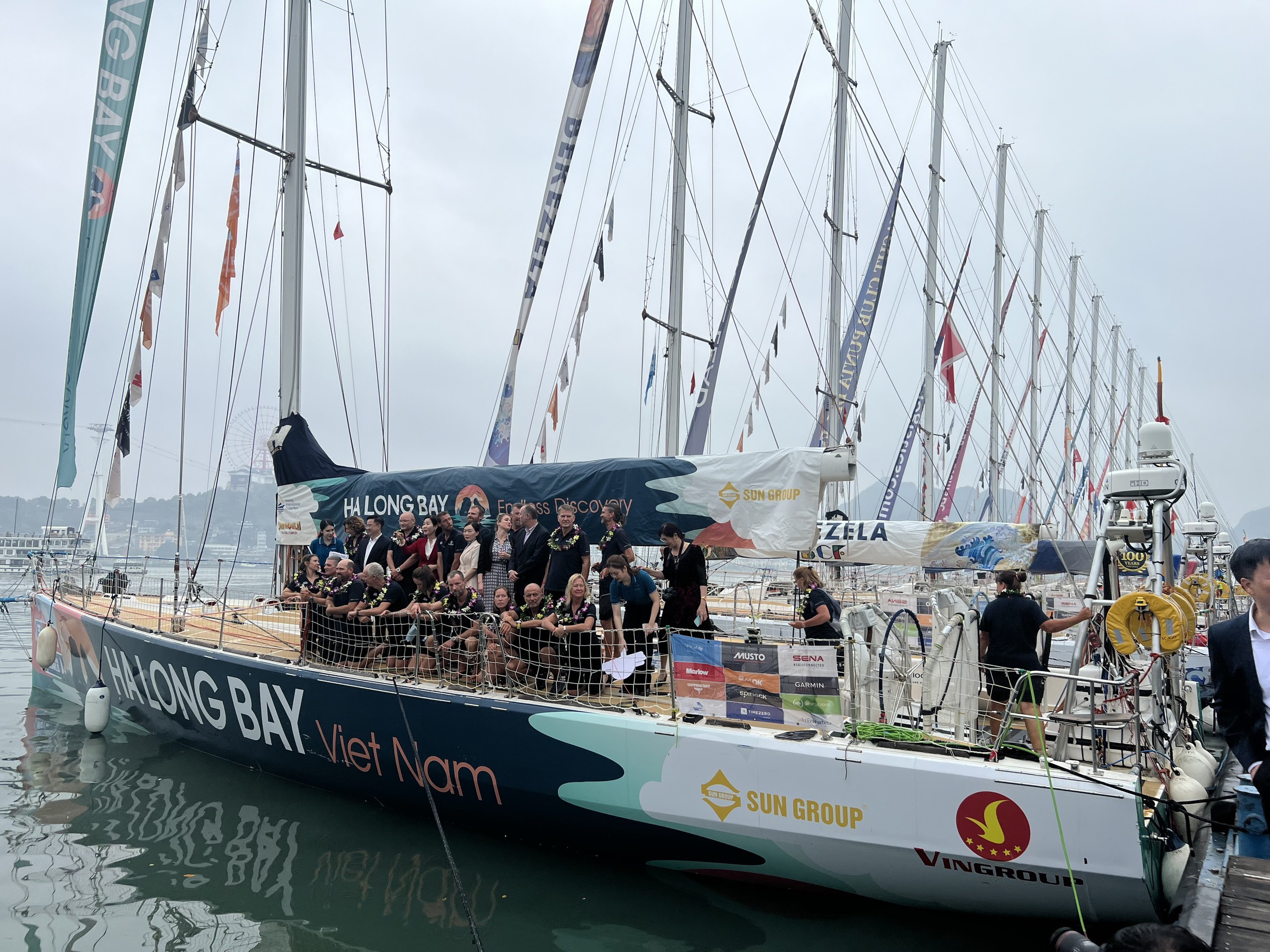 Gần 400 thủy thủ tham dự giải Clipper race được chào đón nồng hậu tại Hạ Long- Ảnh 6.