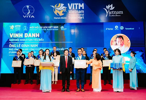 Ông Lê Đình Nam được vinh danh "Giám đốc khách sạn tiêu biểu".