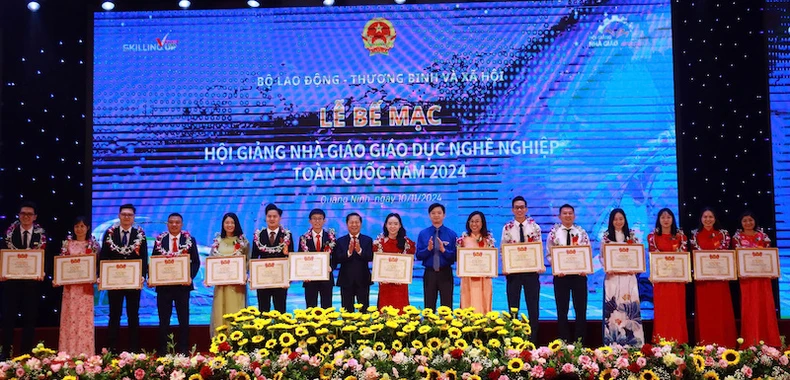 Bế mạc Hội giảng Nhà giáo giáo dục nghề nghiệp toàn quốc 2024 ảnh 3