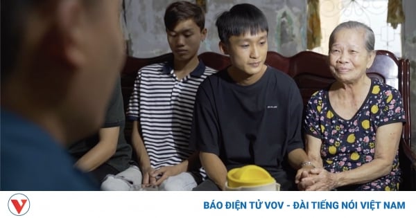 Một gia đình có 3 anh em tự nguyện viết đơn nhập ngũ ở Đà Nẵng