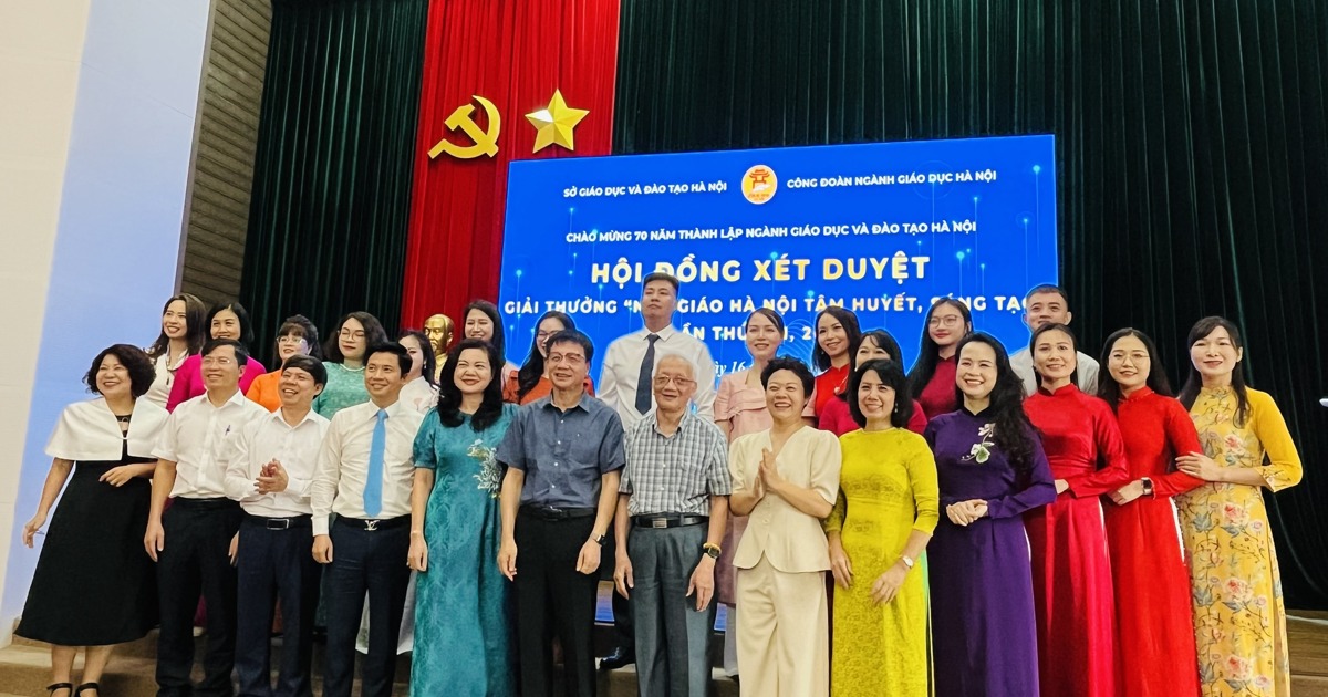 70 teachers entered the final round of the Hanoi Teachers Award for their dedication and creativity