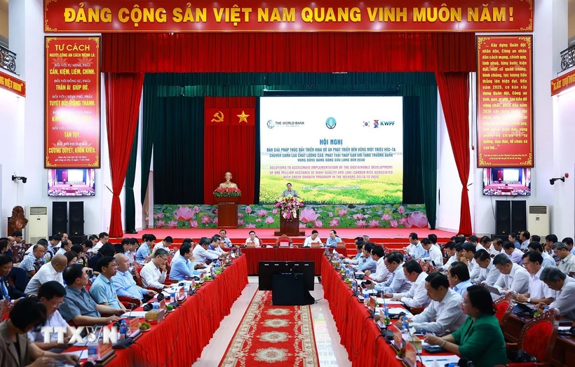 Thủ tướng: &#039;Cuộc cách mạng về lúa gạo không thể thiếu sức mạnh của người dân&#039;