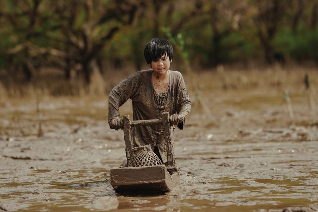 Nhà văn Nguyễn Quang Thiều chia sẻ quan điểm về Đất rừng phương Nam - Ảnh 1.