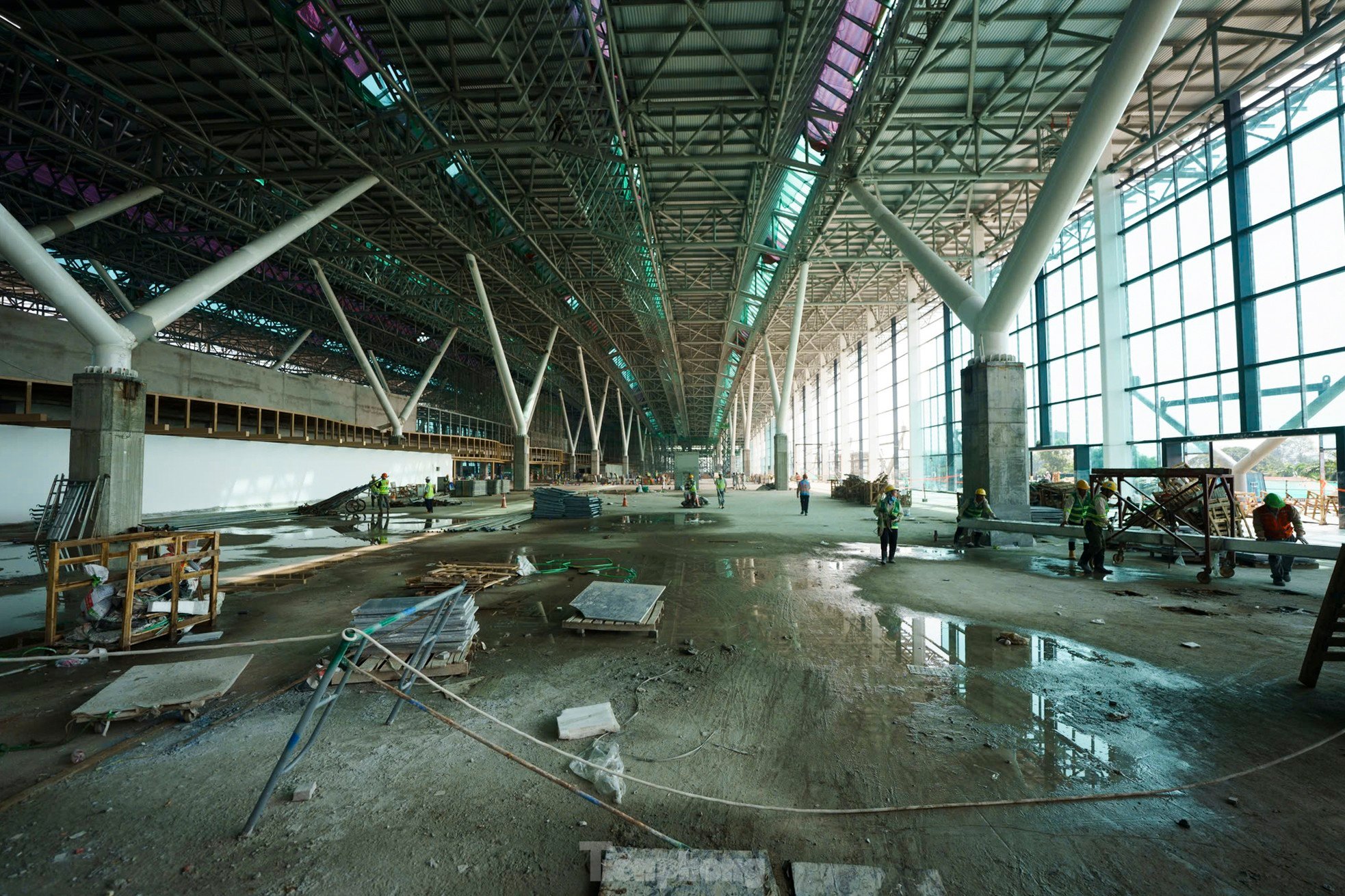 Revelando la terminal de casi 11.000 billones de VND del aeropuerto de Tan Son Nhat foto 5