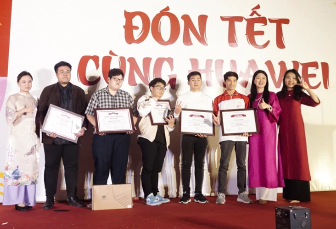 Vinh danh 6 sinh viên chiến thắng cuộc thi ICT Competition Vietnam