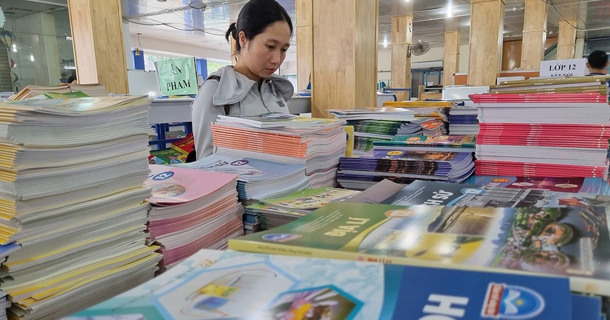 Can socialized textbook prices be 'stabilized'?