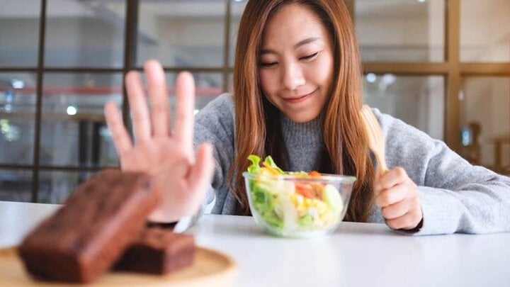 Cuando queremos perder peso, necesitamos reducir calorías en cada comida para perder peso científicamente. (Foto: Brights Side)