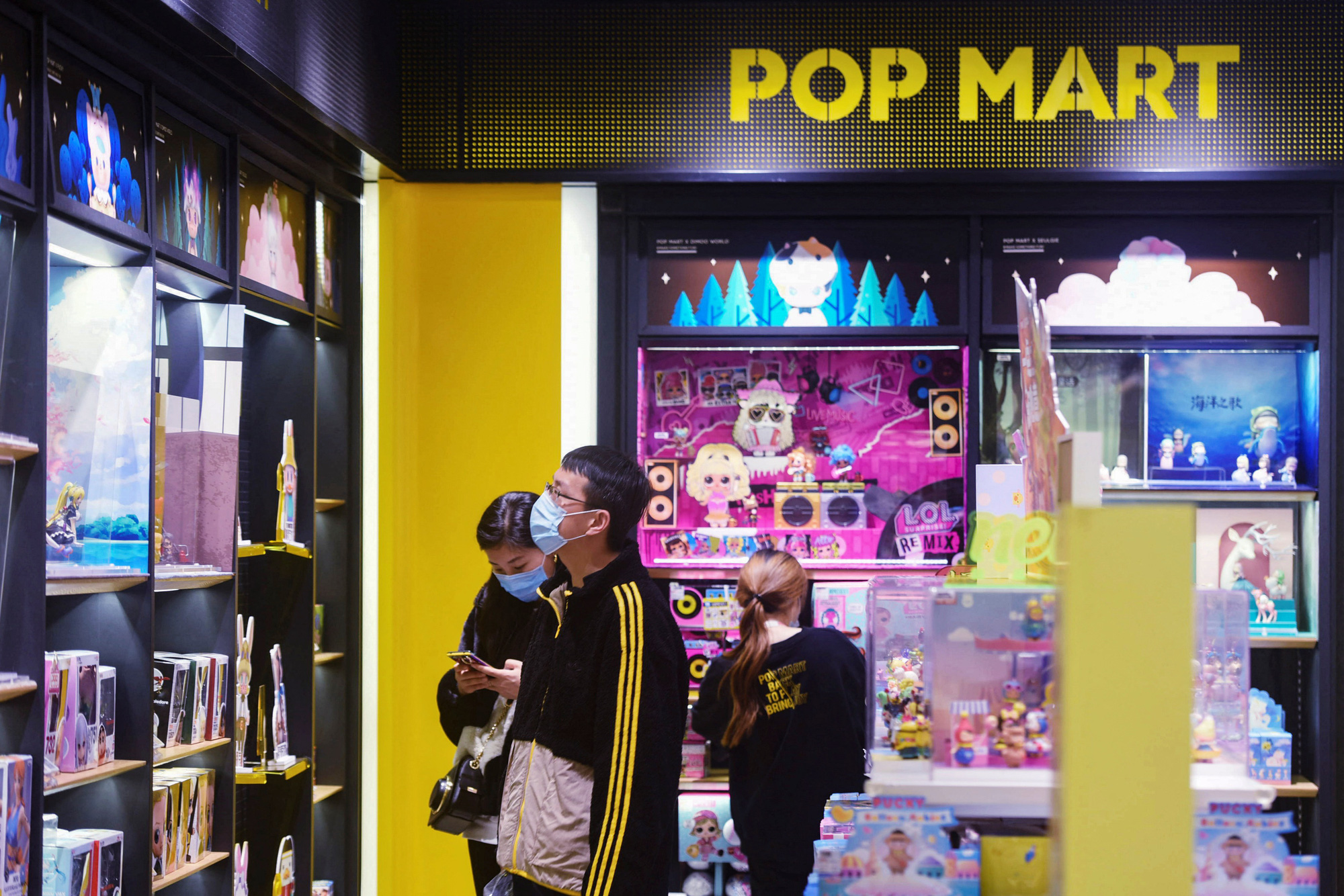 Pop Mart làm nên kỳ tích: Cổ phiếu tăng 368%, vươn tầm quốc tế - Ảnh 1.