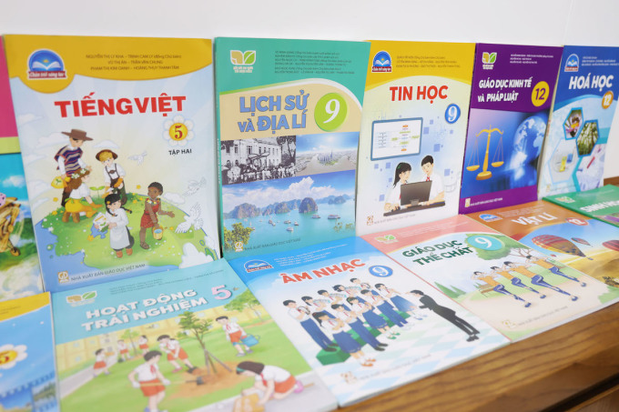 Scash textbooks of Vietnam Education Publishing House. Photo: NXBGDVN