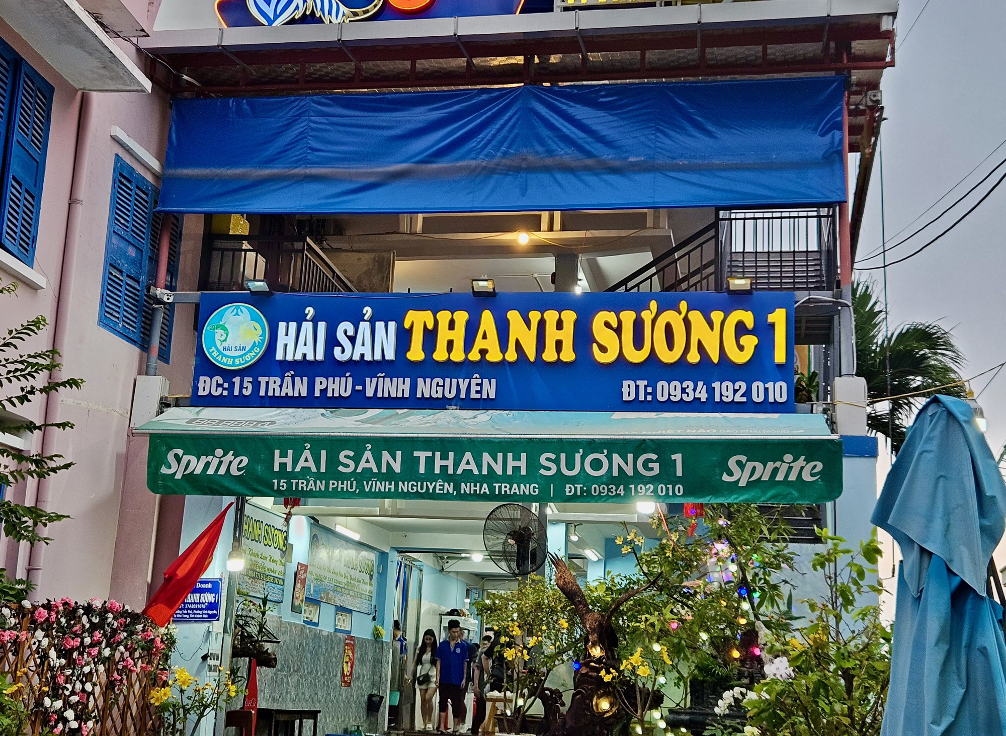 Quán hải sản Thanh Sương thật đau đầu với việc nhiều nơi đặt tên ăn theo - Ảnh: MINH CHIẾN