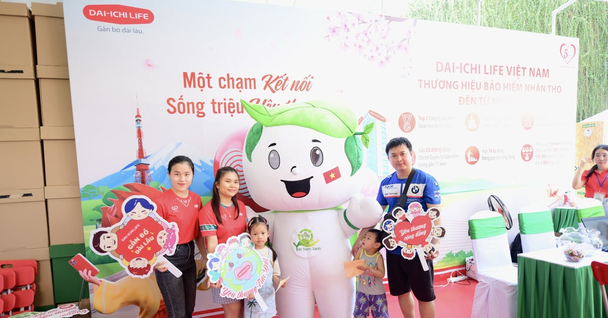 Dai-ichi Life Vietnam participates in Green Vietnam Festival, spreading green lifestyle