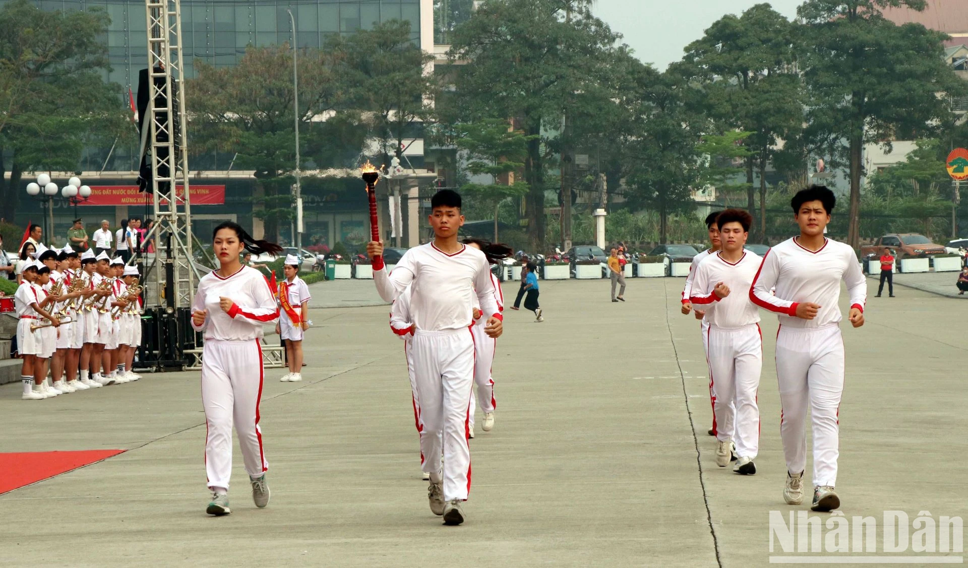 [Foto] Fast 2.000 Athleten treten beim 11. Phu Dong Sports Festival in der Provinz Tuyen Quang im Jahr 2024 an. Foto 5