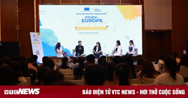 Mr. Julien Guerrier - EU Ambassador to Vietnam.