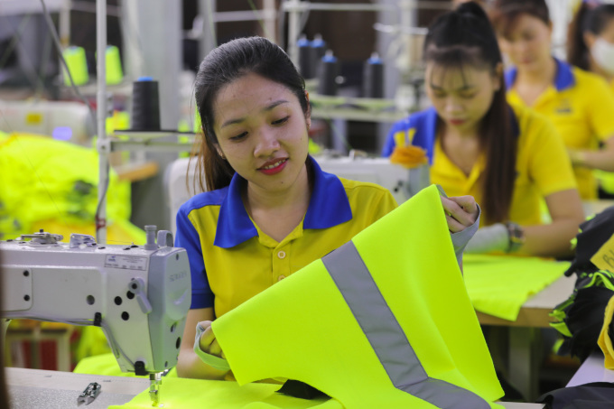 Workers at Dony garment factory, Tan Binh district, Ho Chi Minh City. Photo: Quynh Tran