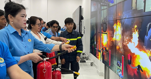 200 Arbeiter in Ho-Chi-Minh-Stadt lernten heute Morgen neue Fähigkeiten