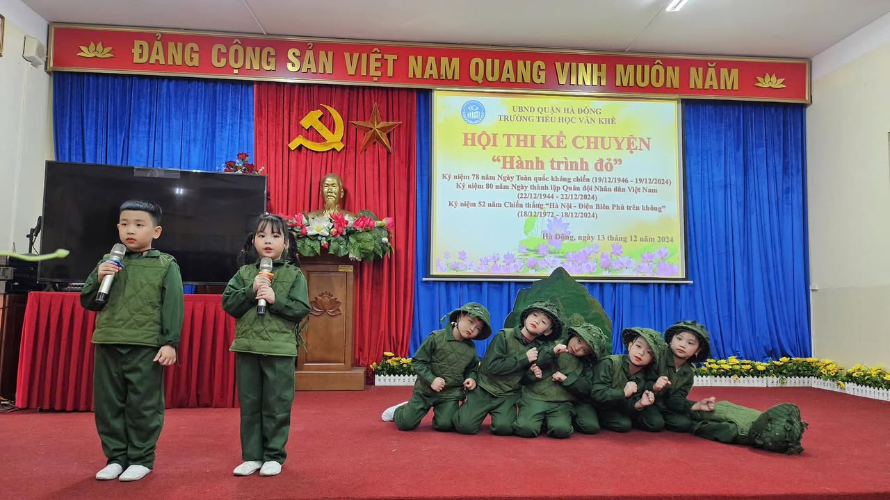 Học sinh Mầm non, Tiểu học làm cô chú bộ đội khiến ai cũng thích thú vì quá đáng yêu - Ảnh 1.