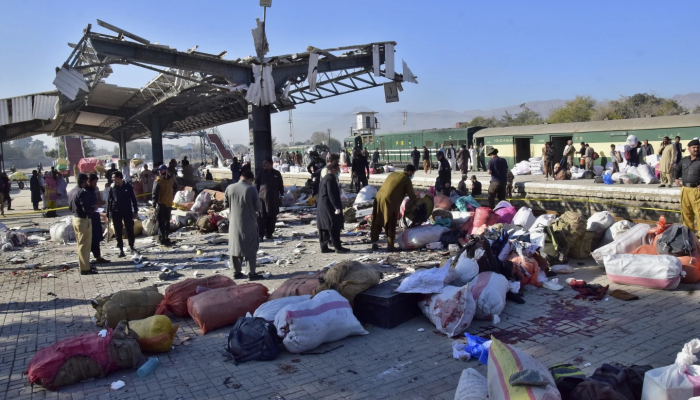 Video of horrific suicide bombing at Pakistan train station