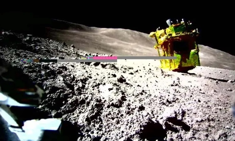 Japón anuncia que su módulo lunar reanuda sus operaciones