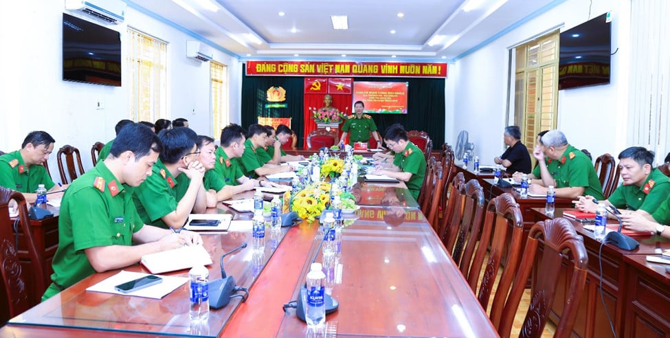 Événement - Le département de police environnementale inspecte les travaux dans la province de Dong Nai (Photo 7).