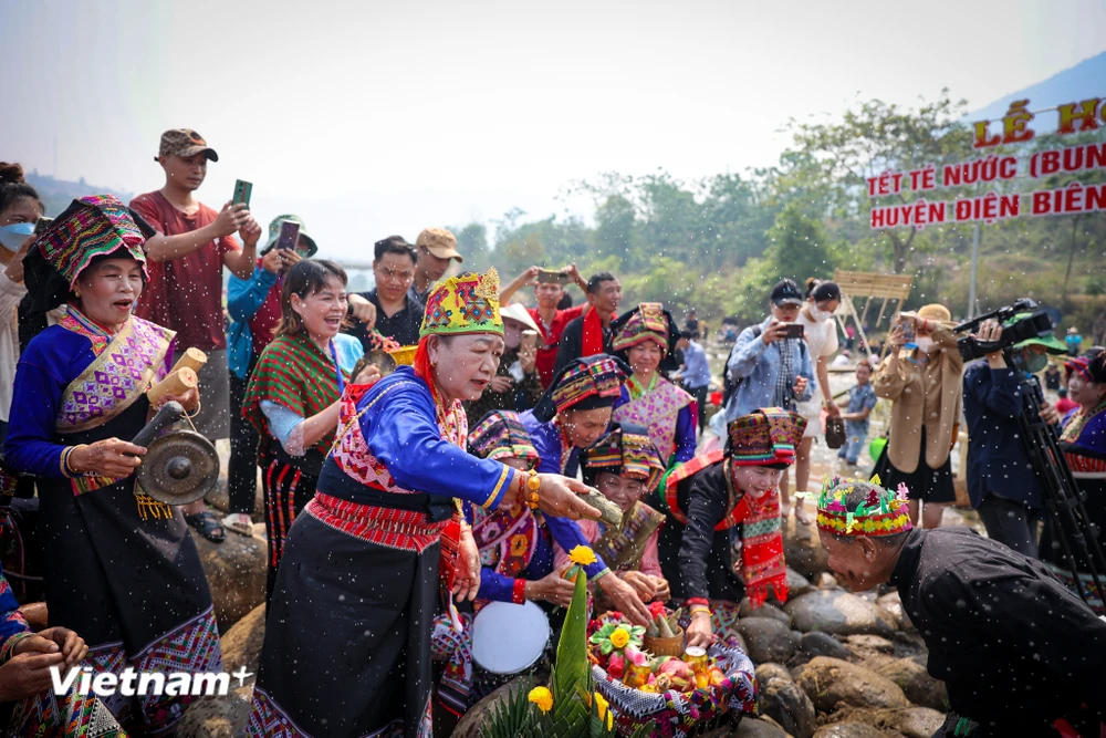 vnp_te nuoc 11.jpg