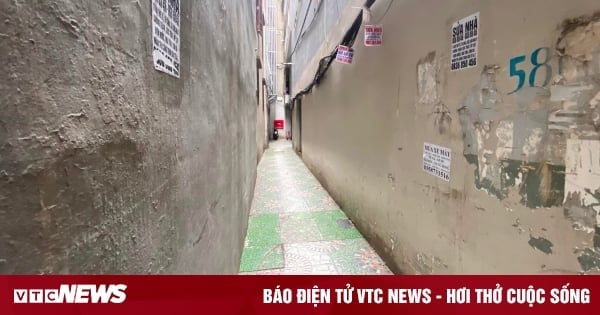 Les prix des maisons dans les ruelles profondes de Hanoi ont fortement chuté.