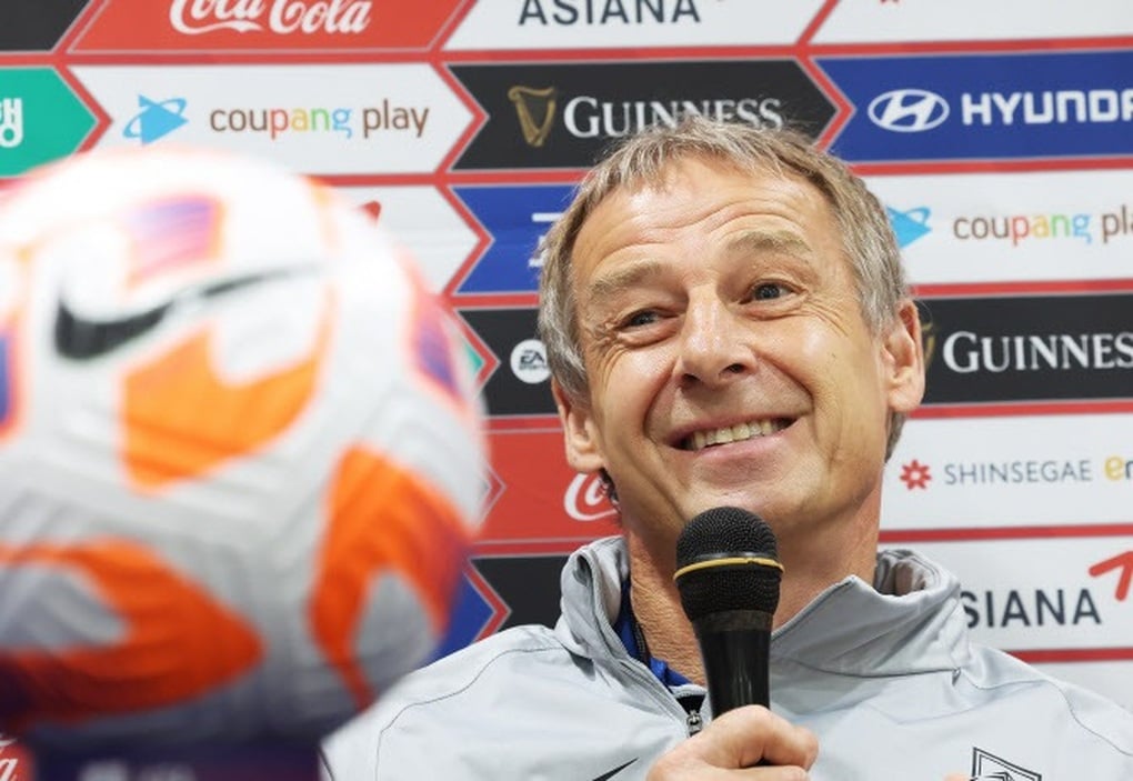 HLV Klinsmann: "Đội tuyển Việt Nam không hề yếu, Hàn Quốc phải dè chừng"