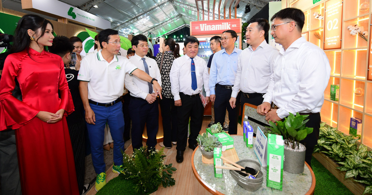 Businesses commit to sustainable development to help Vietnam go green towards Net Zero