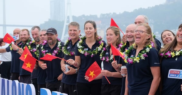 Nearly 400 sailors participating in the Clipper race received a warm welcome in Ha Long