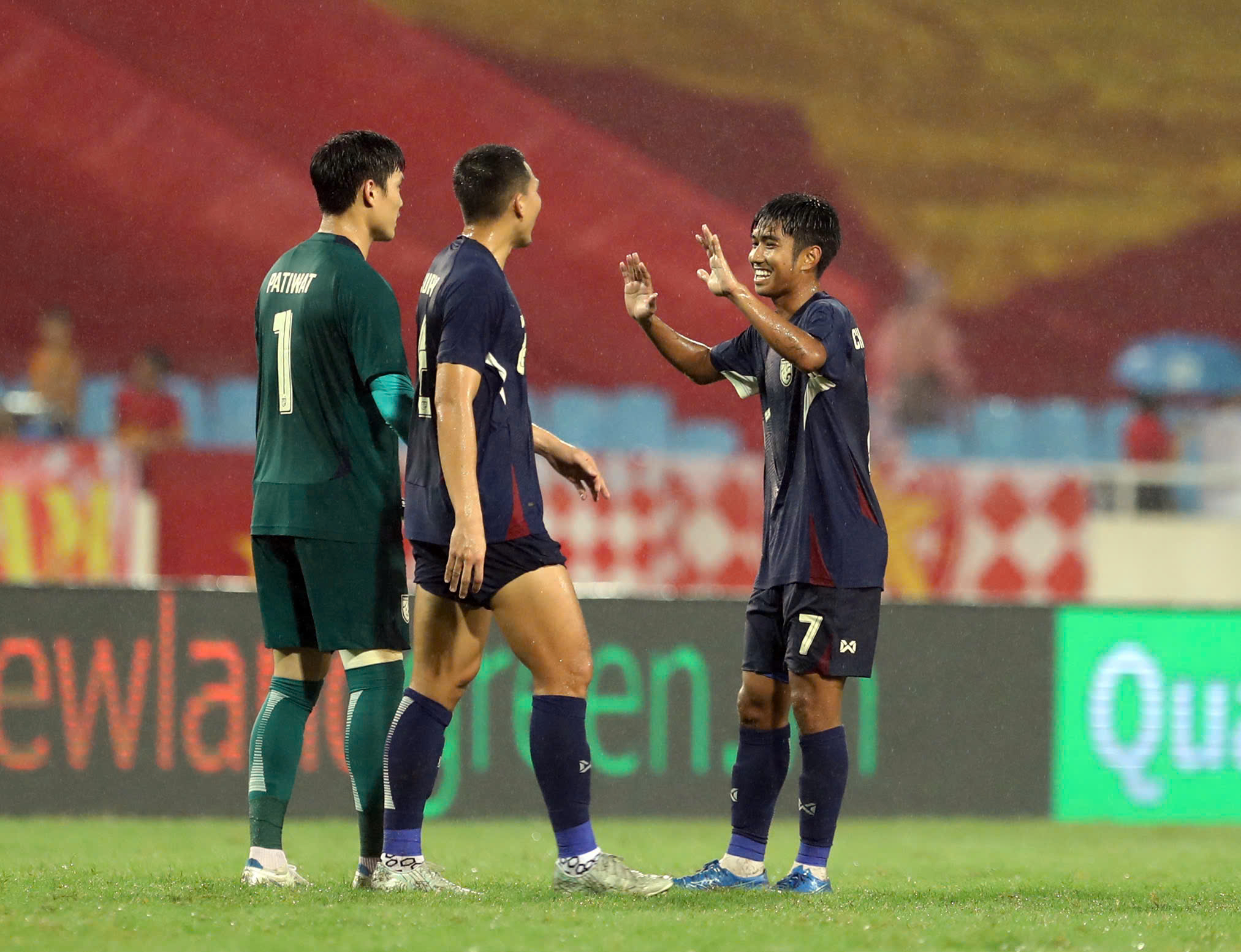 Bảng xếp hạng AFF Cup 2024 mới nhất: Thái Lan toàn thắng, Malaysia ngậm ngùi dừng bước- Ảnh 1.