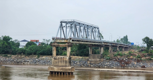 Les procédures de construction du nouveau pont de Phong Chau sont en cours pour démarrer d'ici fin 2024