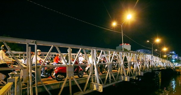 Ho Chi Minh City Department of Transport speaks out about the proposal to dismantle Tran Khanh Du bridge over Nhieu Loc canal.