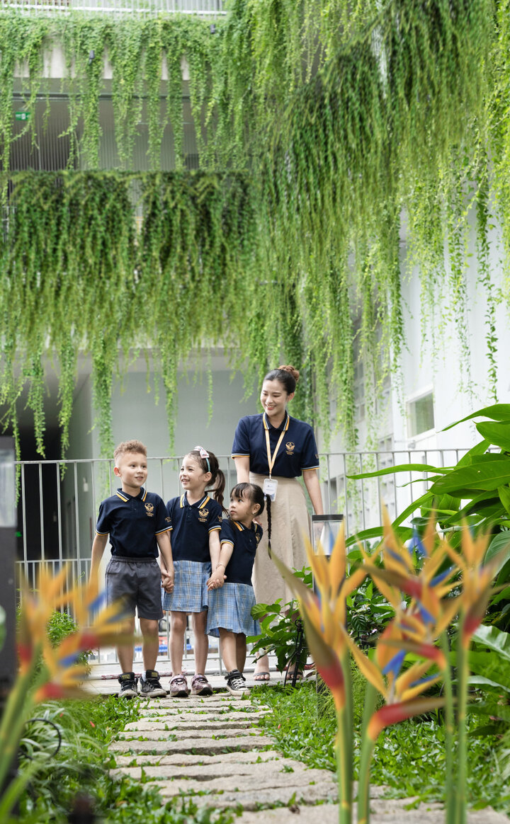 L’école sensibilise toujours les élèves à l’amour de la nature et à la conscience écologique.