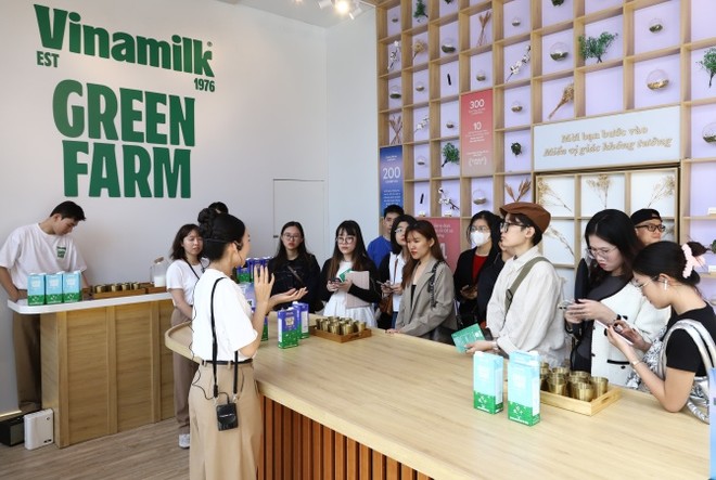 Sự kiện trải nghiệm “Chu du miền vị giác” của nhãn hàng Vinamilk Green Farm thu hút sự quan tâm lớn từ cộng đồng