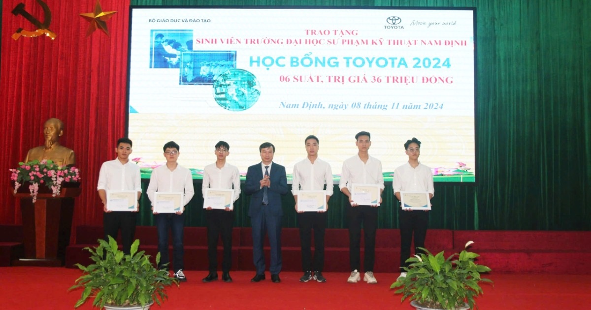 Toyota đồng hành dài hạn nâng cao chất lượng nhân lực ngành kỹ thuật