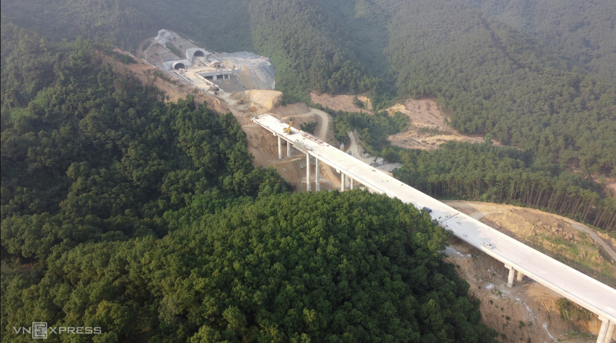 5 viaducts on Dien Chau - Bai Vot highway before opening day