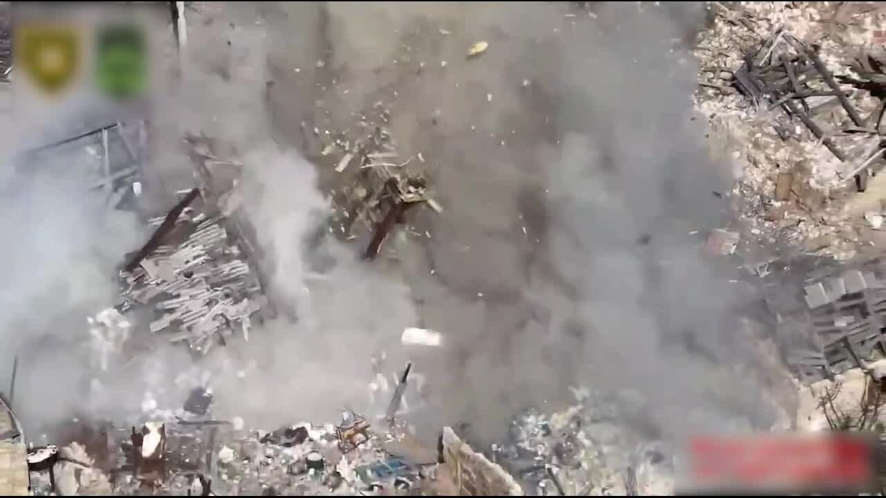 サーモバリック弾を搭載したウクライナのドローンがロシア基地を「爆破」