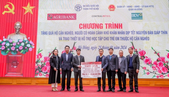 Agribank triển khai Chương trình chung tay vì người nghèo, đối tượng chính sách nhân dịp Xuân Giáp Thìn