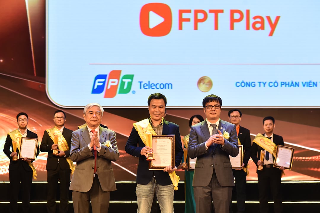 FPT Play application in top 10 Sao Khue awards 2024