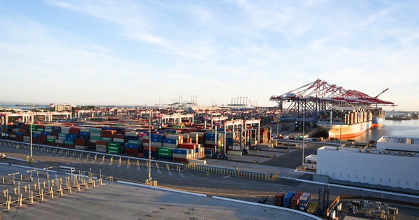 Seaport development, great opportunity for logistics