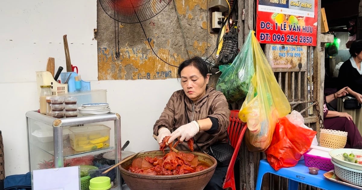 Famosos productos de medusa roja de Hanoi