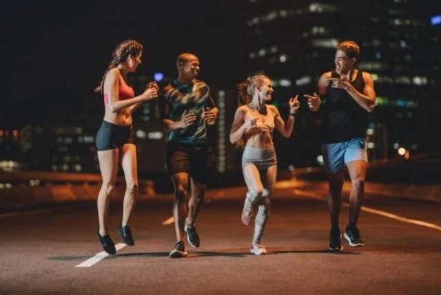 Chuyên gia Úc phát hiện khung giờ 'vàng' tập thể dục giúp bạn sống thọ hơn, đây là 3 lợi ích tuyệt vời cho sức khỏe- Ảnh 2.