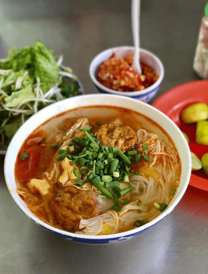 Soupe de nouilles au poisson chez Nguyen Chi Thanh. Photo : Duy Nguyen