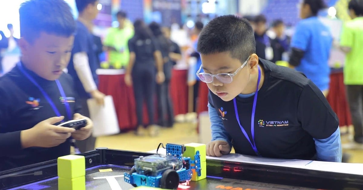 More than 1,000 Vietnamese and international students compete in the 2024 STEM, AI and Robotics Championship