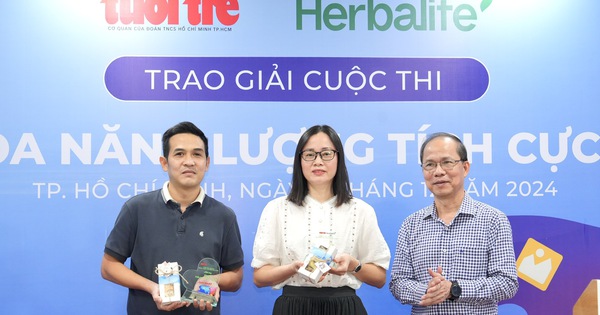 Tuoi Tre Newspaper awarded the prize for the "Spreading positive energy" contest