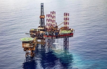 Limited supply pushes oil prices up