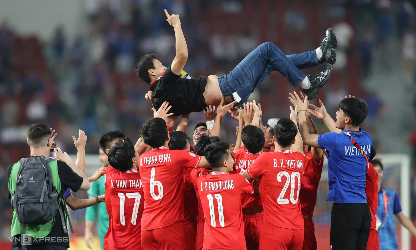 Vượt qua Thái Lan, Việt Nam vô địch AFF Cup 2024