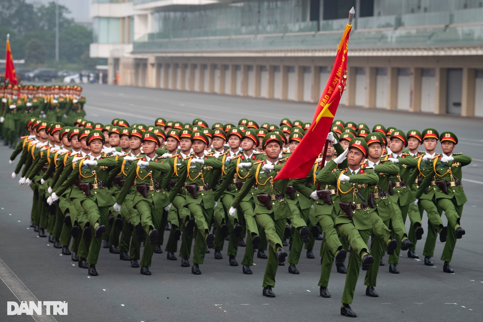 Lễ diễu hành mãn nhãn của lực lượng Cảnh sát cơ động - 4